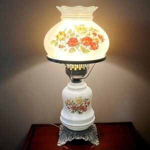 Vintage✨Victorian GWTW Hurricane Lamp